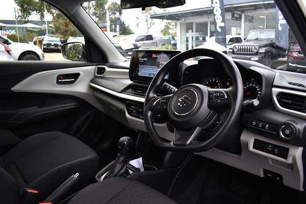 2024 Suzuki Swift Hybrid UZ