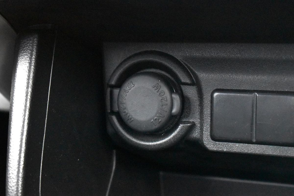 2024 Suzuki Swift Hybrid UZ