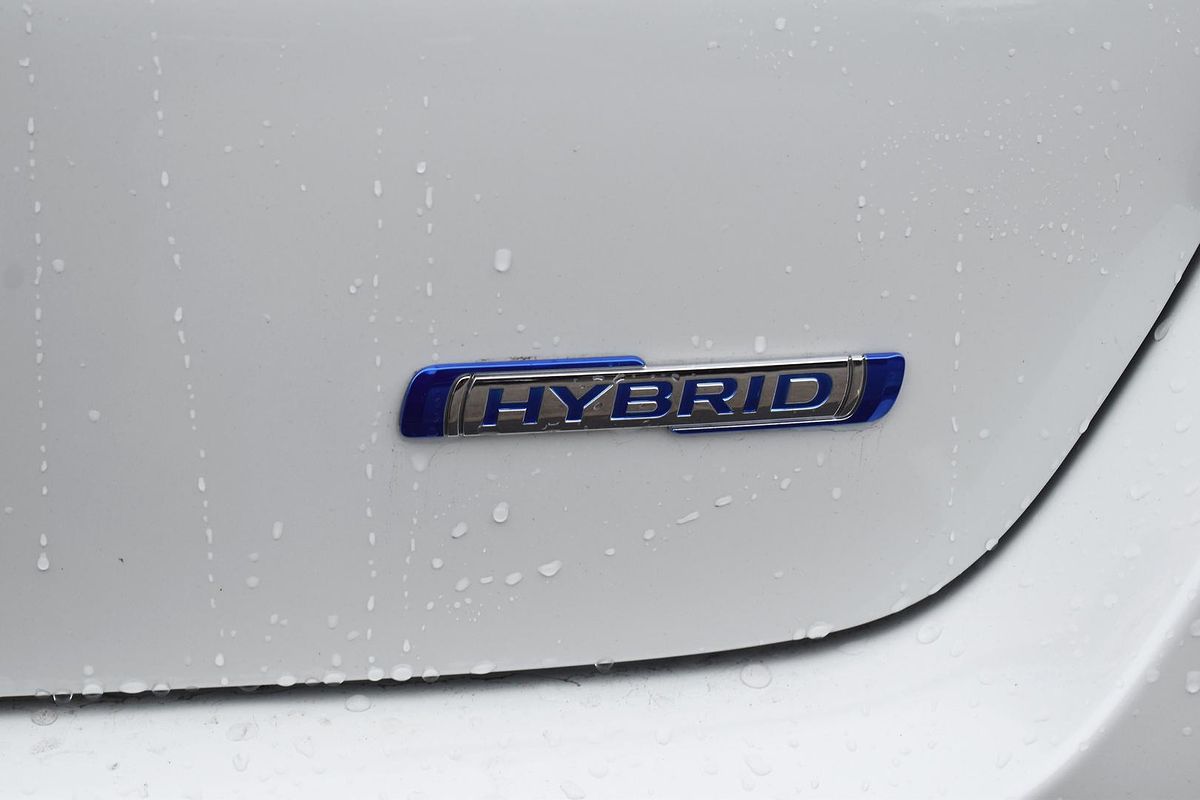 2024 Suzuki Swift Hybrid UZ