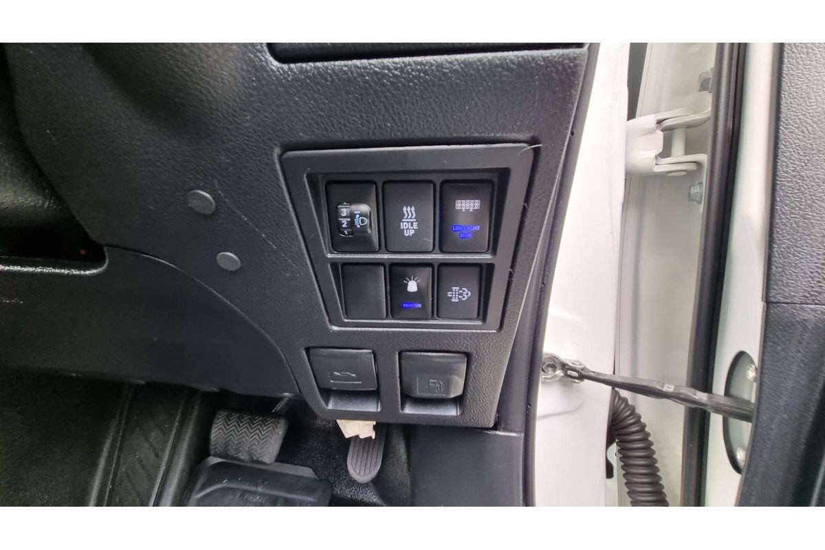 2021 Toyota Hilux SR GUN126R 4X4