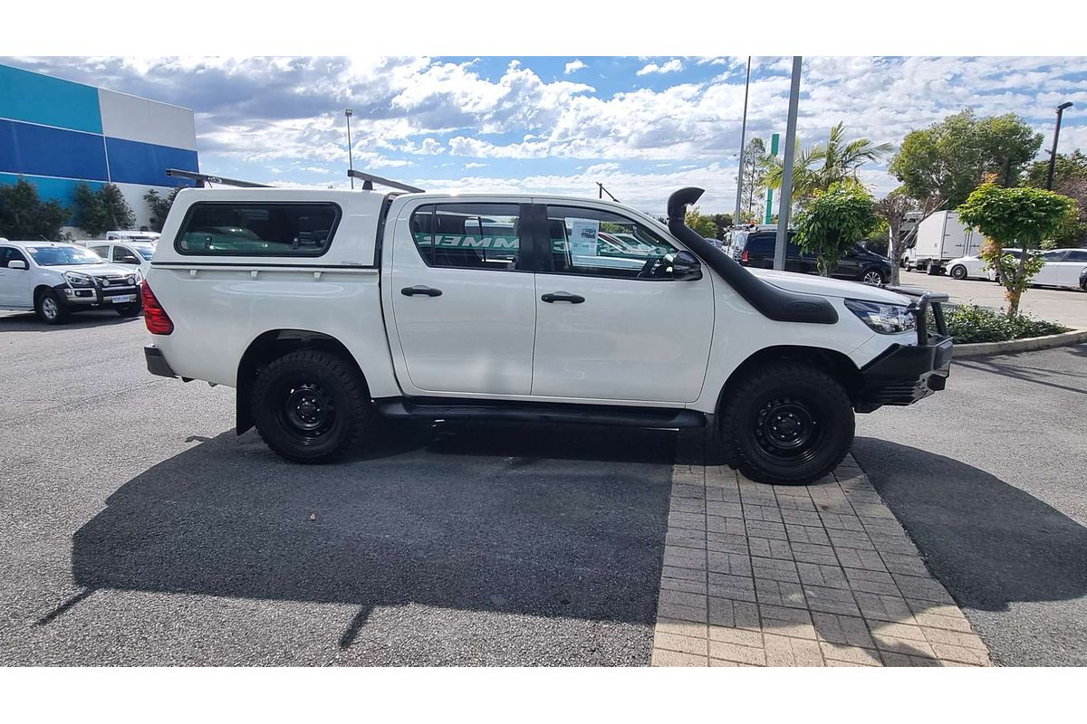 2021 Toyota Hilux SR GUN126R 4X4