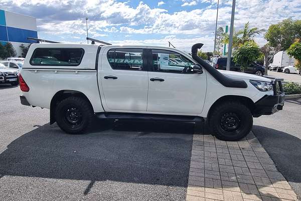 2021 Toyota Hilux SR GUN126R 4X4