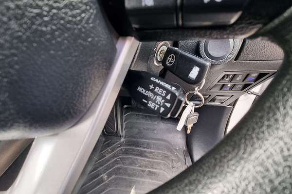 2021 Toyota Hilux SR GUN126R 4X4