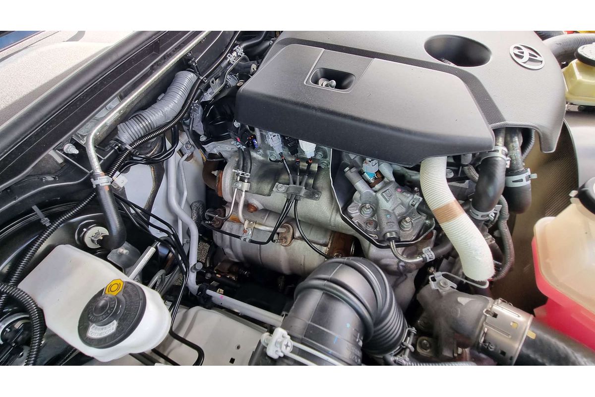 2021 Toyota Hilux SR GUN126R 4X4