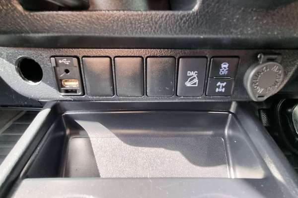 2021 Toyota Hilux SR GUN126R 4X4