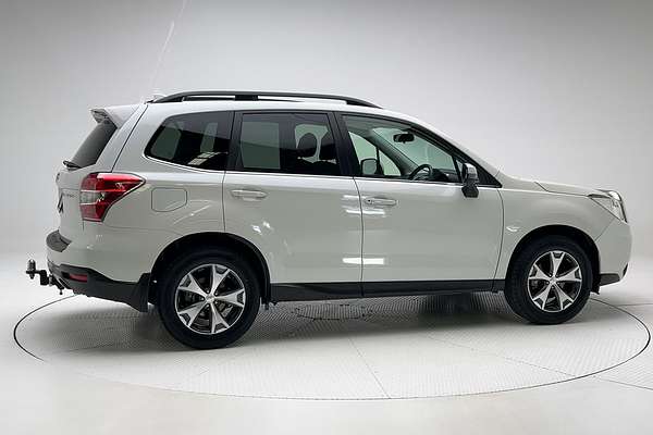 2015 Subaru Forester 2.5i-L S4