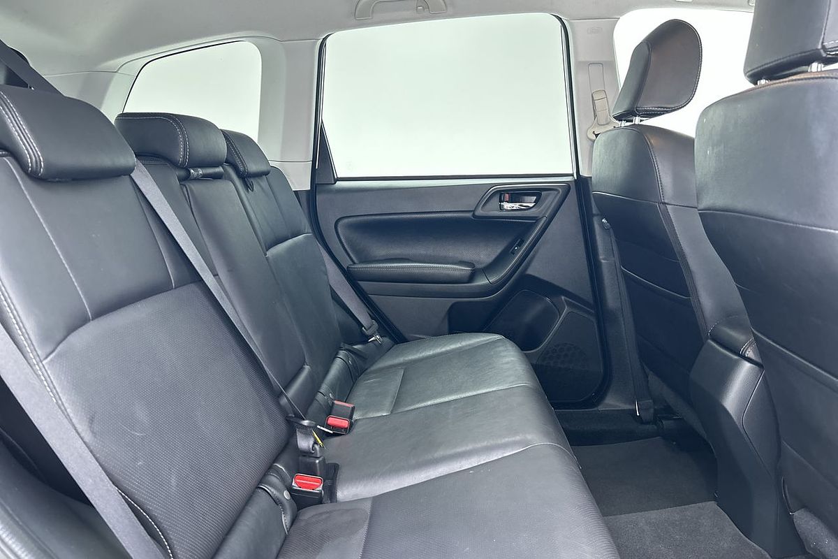 2015 Subaru Forester 2.5i-L S4