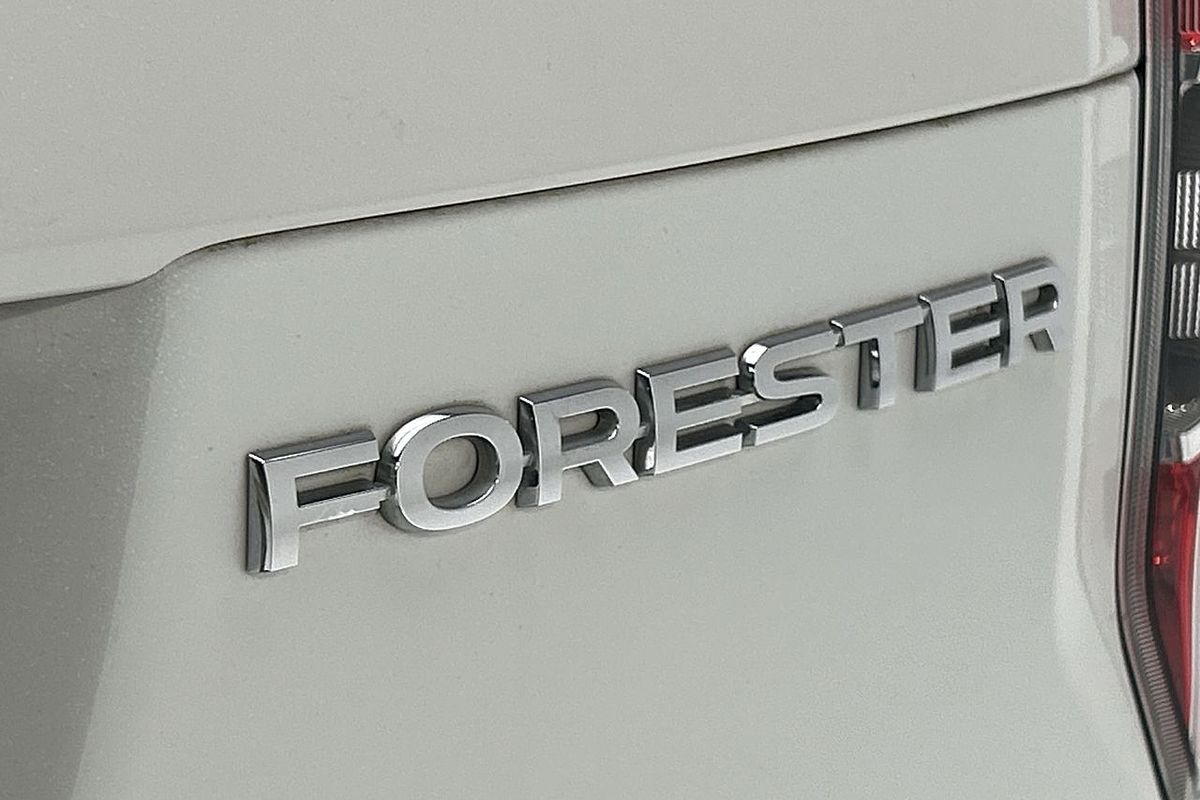 2015 Subaru Forester 2.5i-L S4