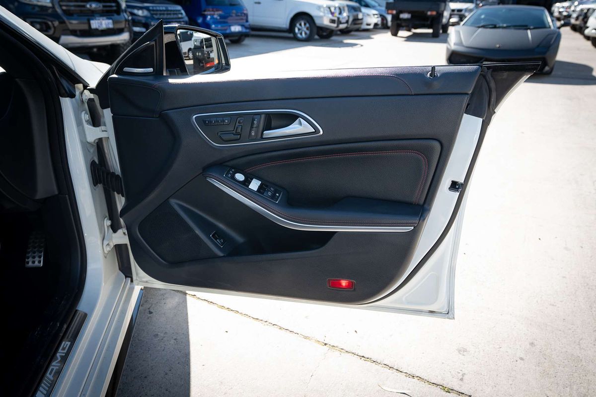 2014 Mercedes-Benz CLA-Class CLA45 AMG C117