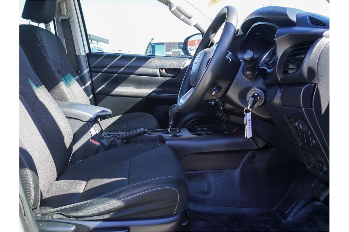 2019 Toyota Hilux SR GUN126R 4X4