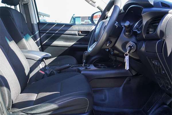2019 Toyota Hilux SR GUN126R 4X4