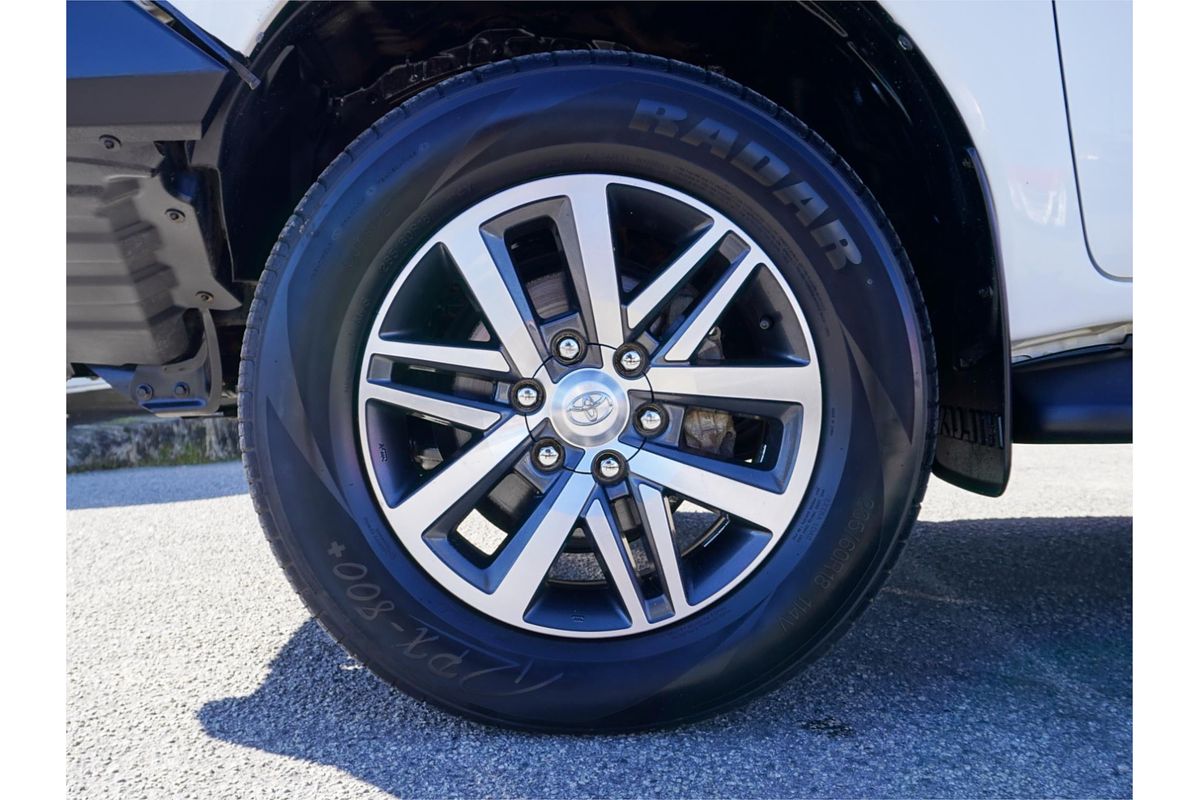 2019 Toyota Hilux SR GUN126R 4X4