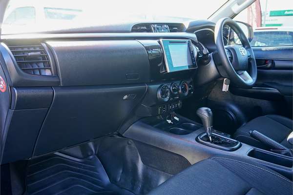 2019 Toyota Hilux SR GUN126R 4X4