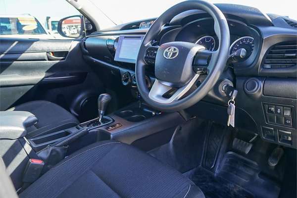 2019 Toyota Hilux SR GUN126R 4X4