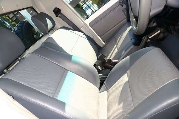2013 Toyota Landcruiser WORKMATE (4x4) VDJ79R MY12 UPDATE 4X4