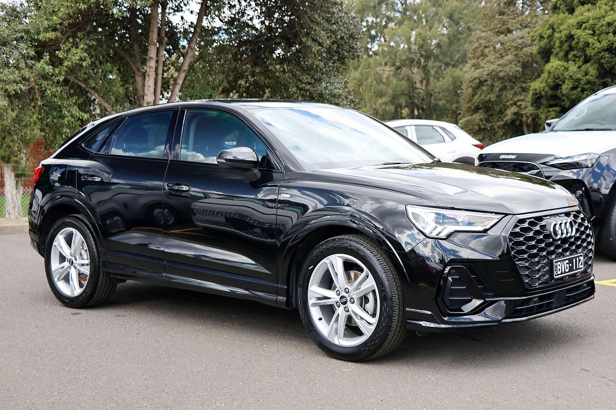 2022 Audi Q3 35 TFSI S line F3