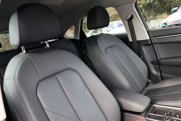 2022 Audi Q3 35 TFSI S line F3