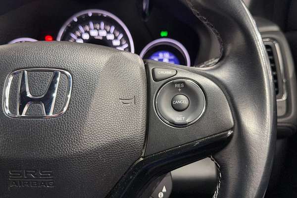 2018 Honda HR-V RS