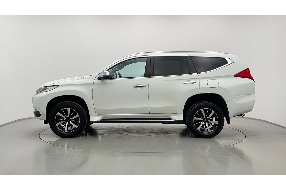 2017 Mitsubishi Pajero Sport GLX QE