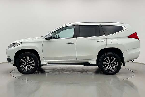 2017 Mitsubishi Pajero Sport GLX QE