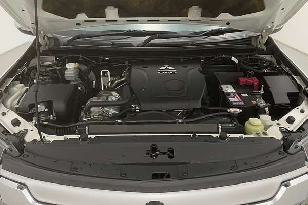 2017 Mitsubishi Pajero Sport GLX QE