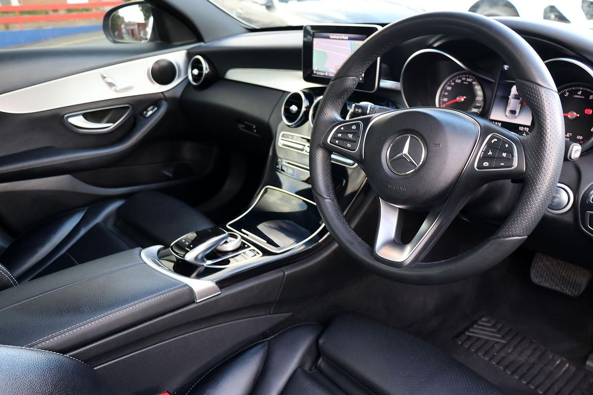 2017 Mercedes-Benz C-Class C200 W205