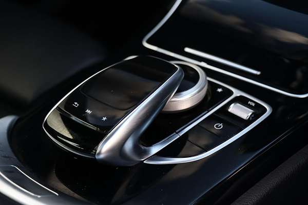 2017 Mercedes-Benz C-Class C200 W205
