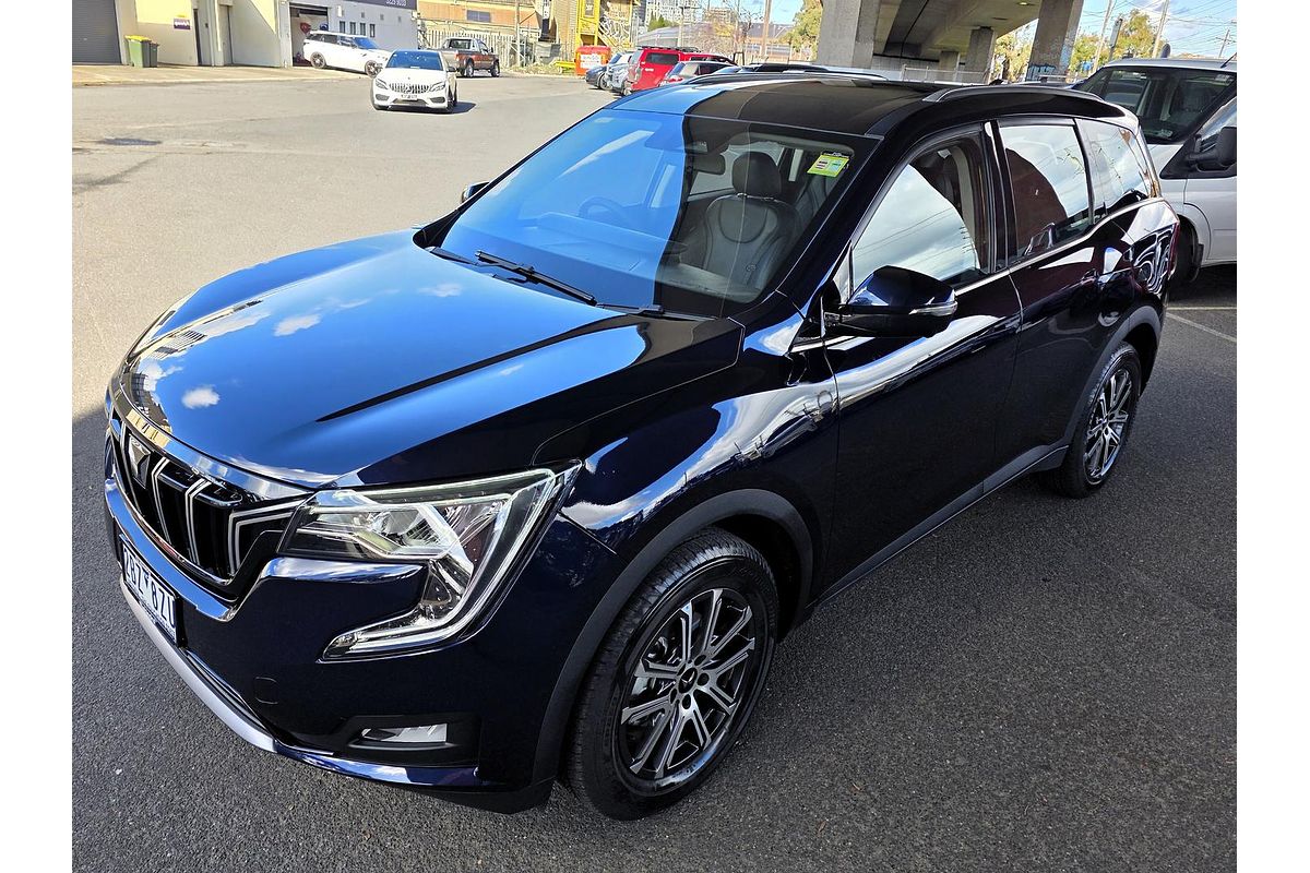2025 Mahindra XUV700 AX7L