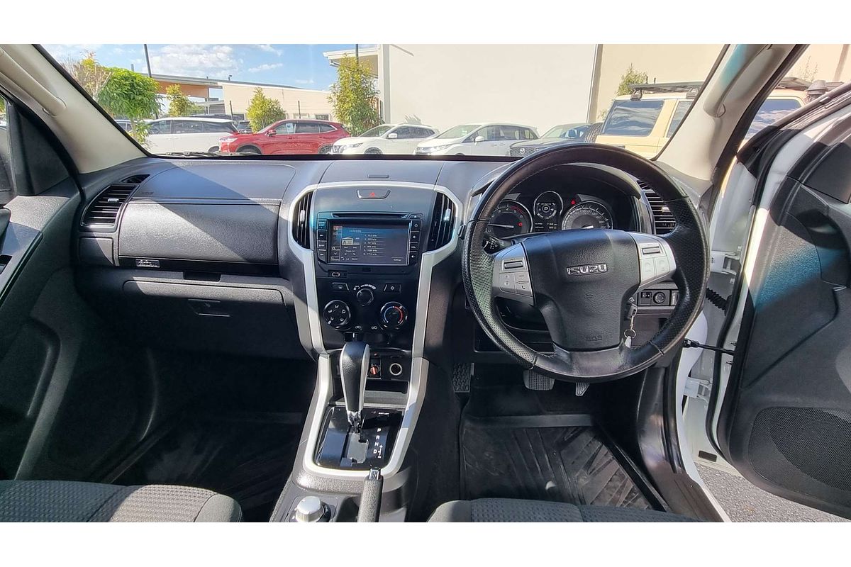 2020 Isuzu MU-X LS-M