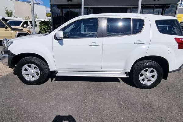 2020 Isuzu MU-X LS-M