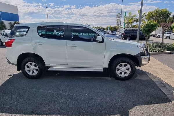 2020 Isuzu MU-X LS-M