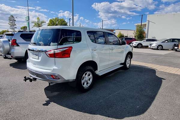 2020 Isuzu MU-X LS-M