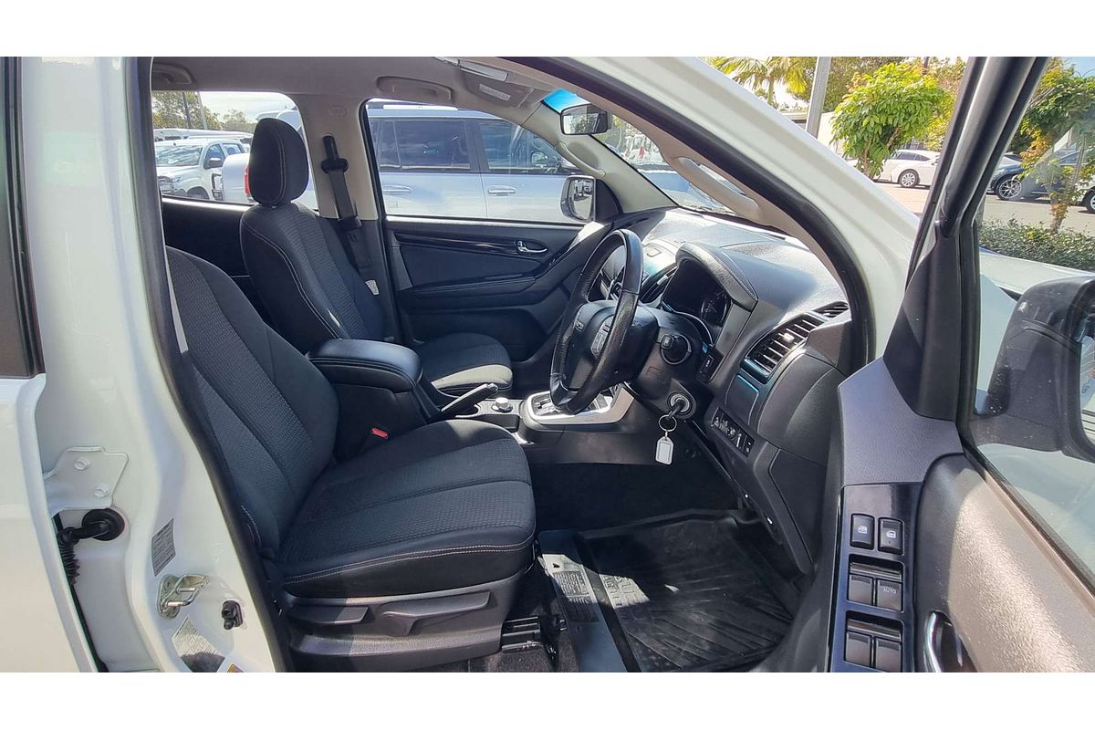 2020 Isuzu MU-X LS-M