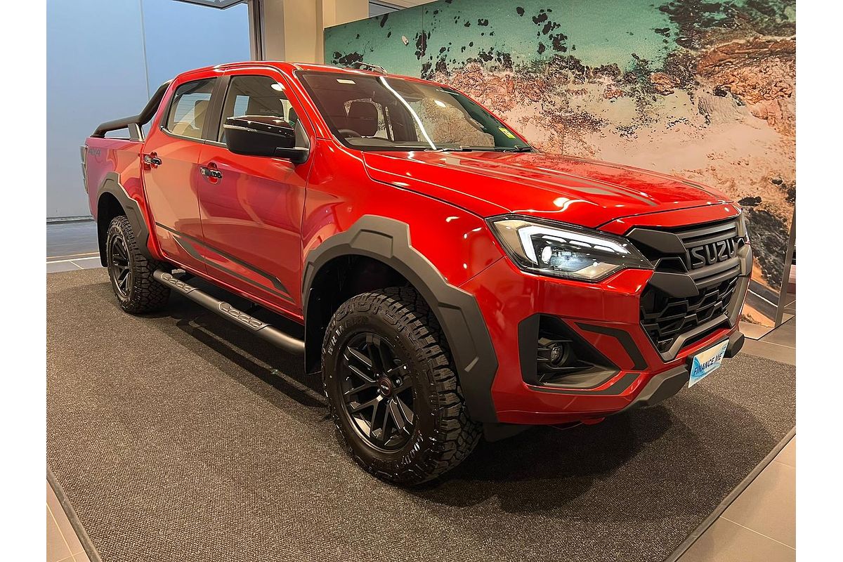 2025 Isuzu D-MAX BLADE 4X4