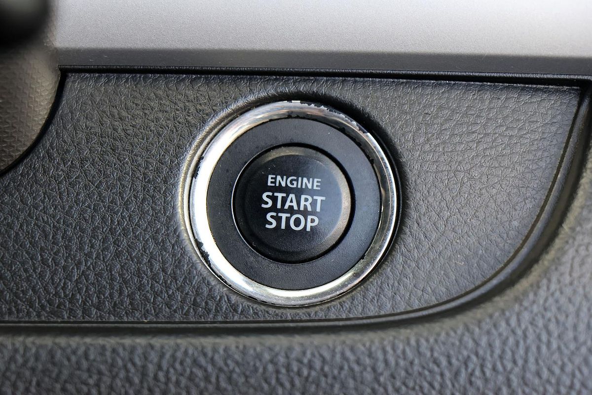 2012 Suzuki Swift GLX FZ