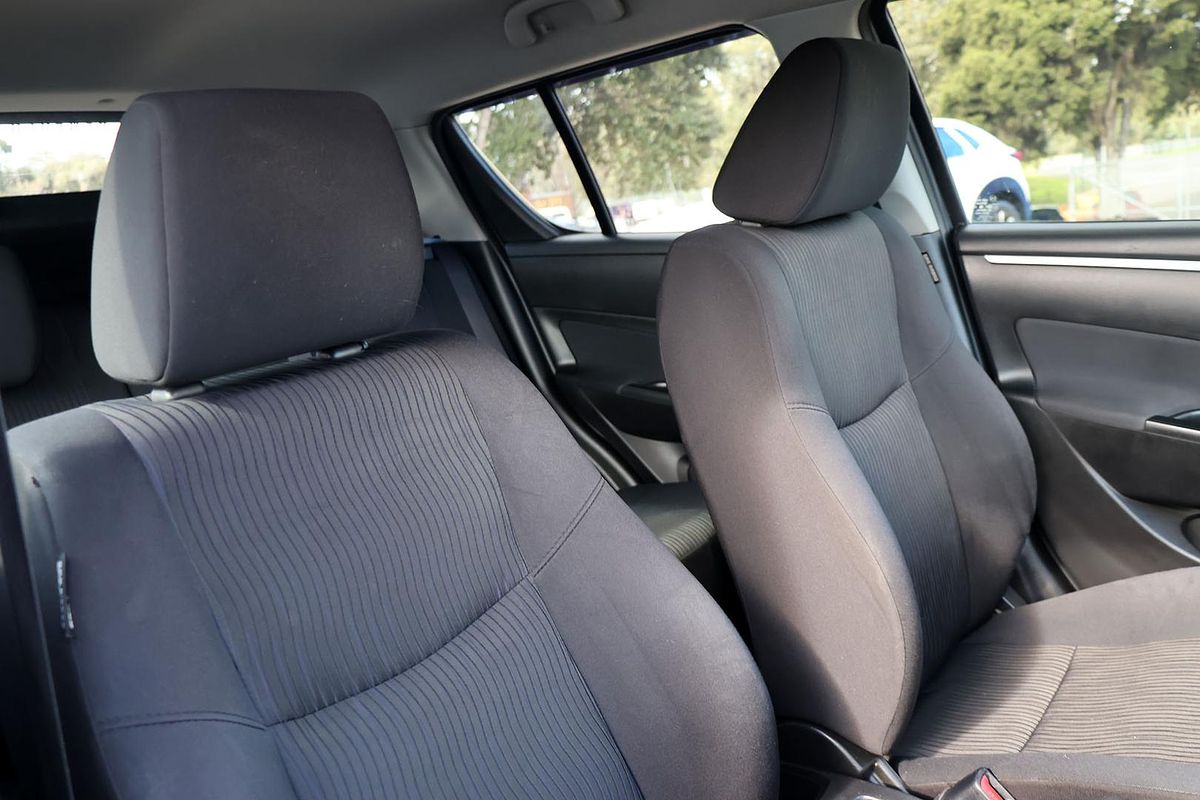 2012 Suzuki Swift GLX FZ