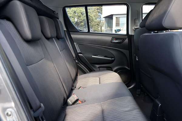 2012 Suzuki Swift GLX FZ