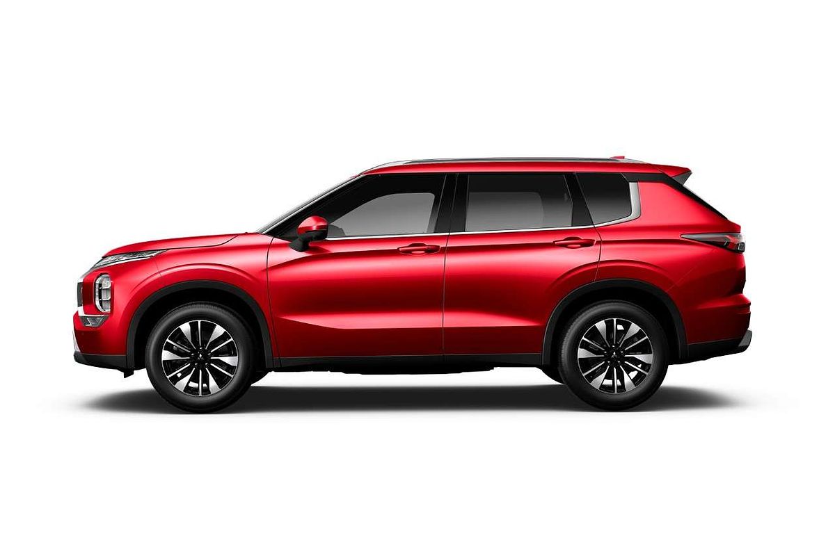 2025 Mitsubishi Outlander LS ZM