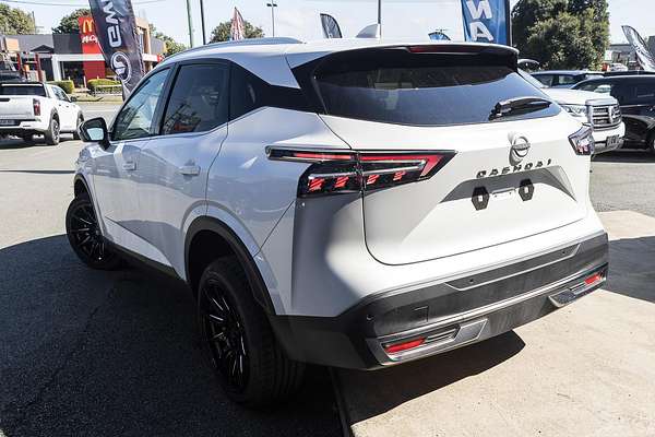 2025 Nissan QASHQAI Ti J12