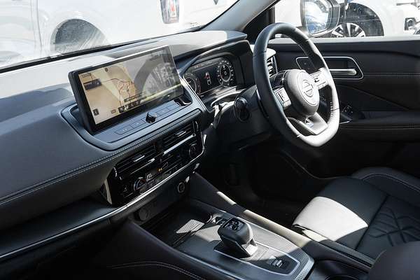 2025 Nissan QASHQAI Ti J12