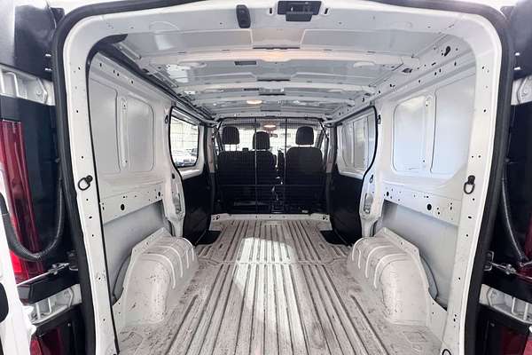 2021 Mitsubishi Express GLX SN SWB