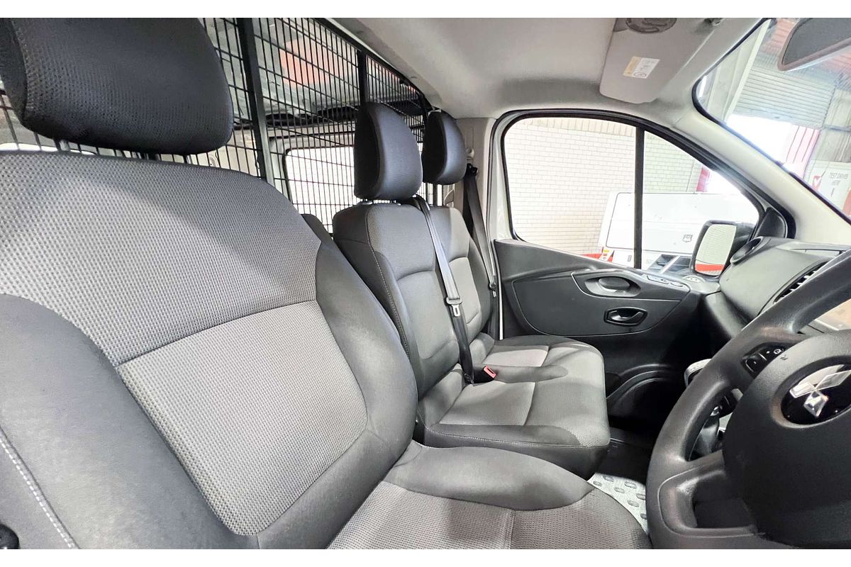 2021 Mitsubishi Express GLX SN SWB