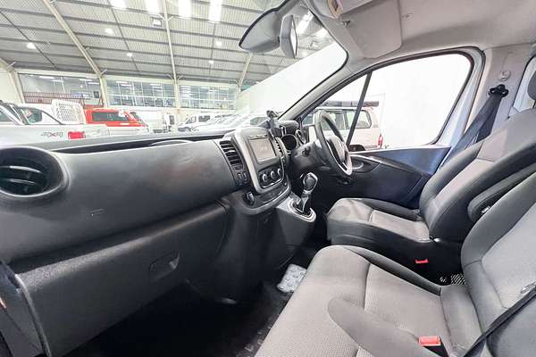 2021 Mitsubishi Express GLX SN SWB