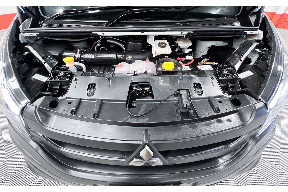 2021 Mitsubishi Express GLX SN SWB