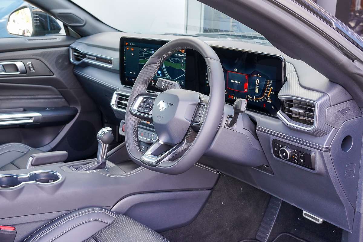 2025 Ford Mustang Ecoboost FO
