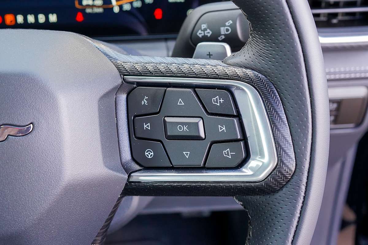 2025 Ford Mustang Ecoboost FO