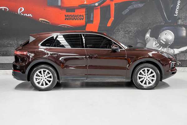 2018 Porsche Cayenne  9YA