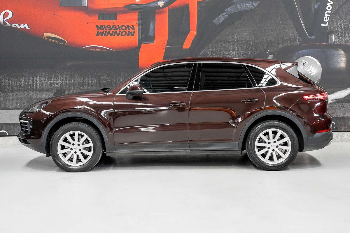 2018 Porsche Cayenne  9YA