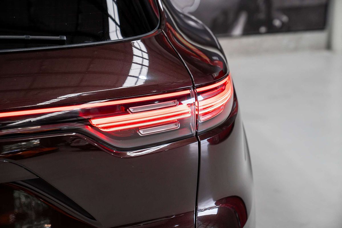 2018 Porsche Cayenne  9YA