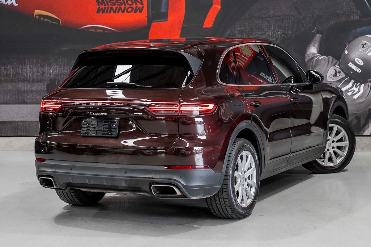 2018 Porsche Cayenne  9YA